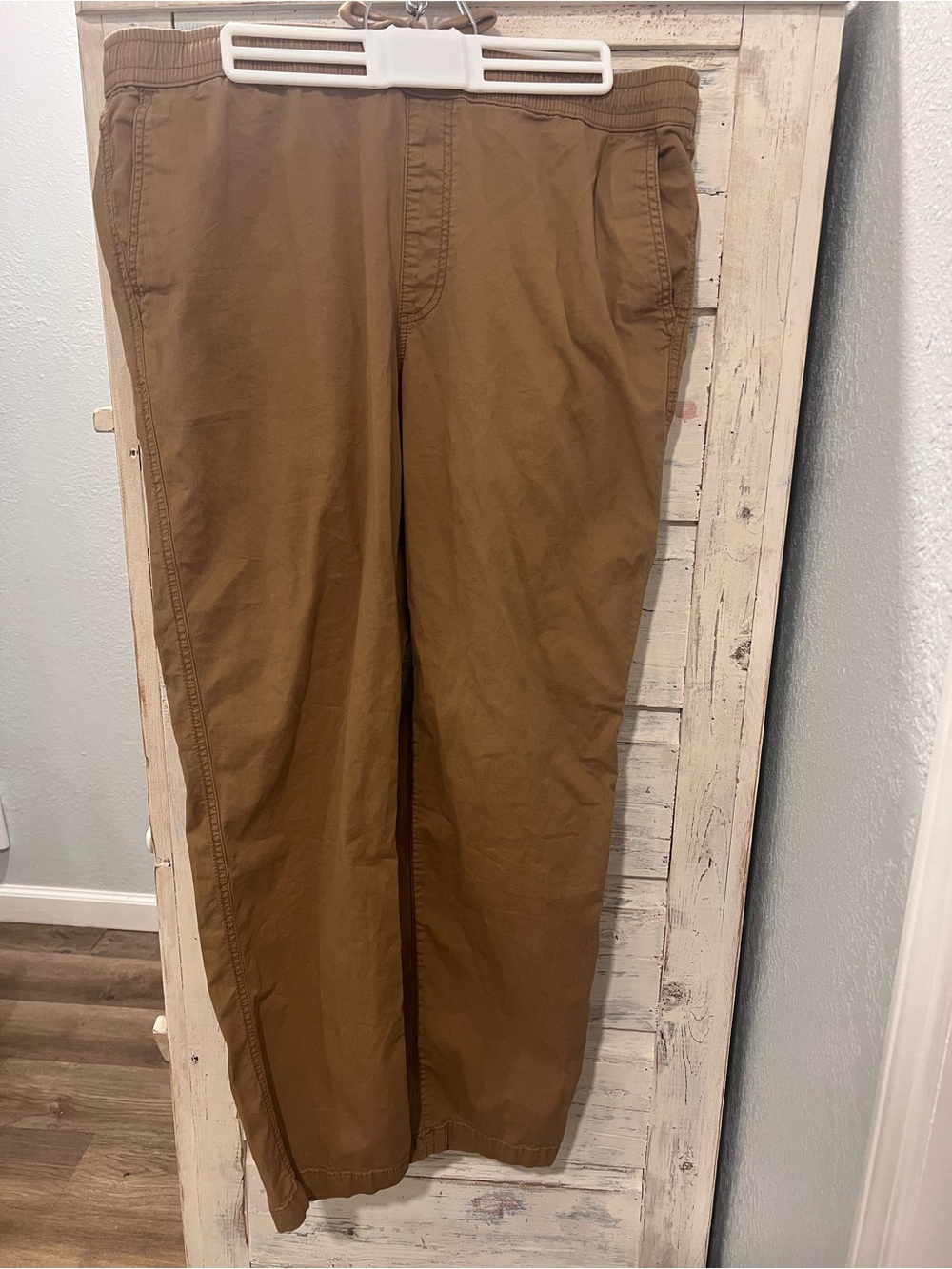 Sonoma Men's Brown Elastic-Waist Chino Pants